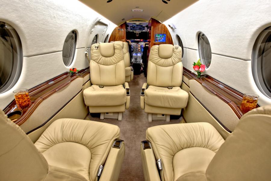 jet aziendale Beechcraft Hawker 400 XP